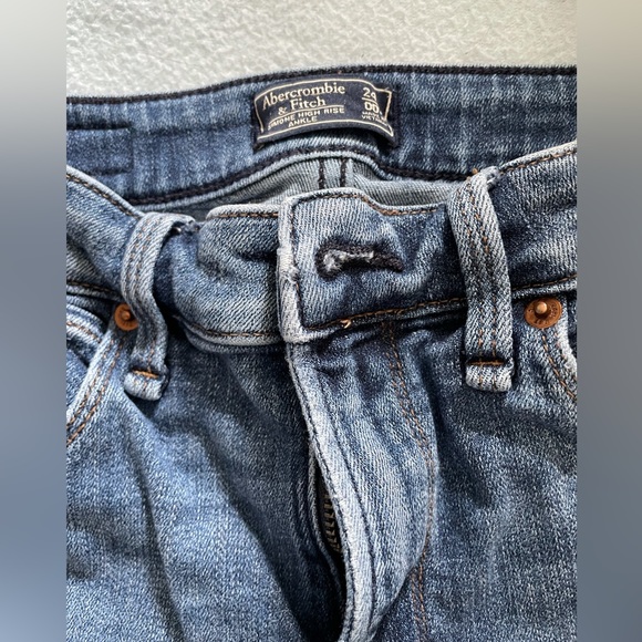 Abercrombie & Fitch skinny jeans - size 24 - Picture 2 of 4